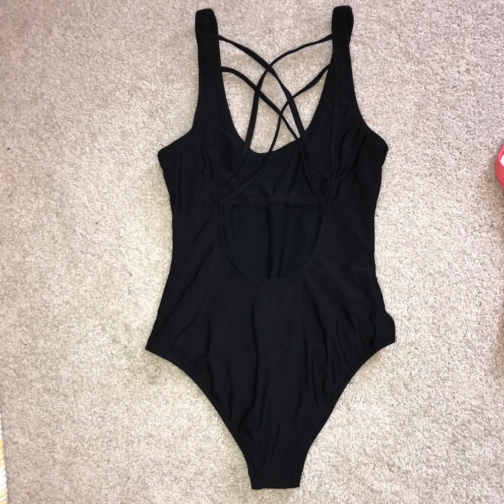 Rad One Piece - Picture 3 of 6